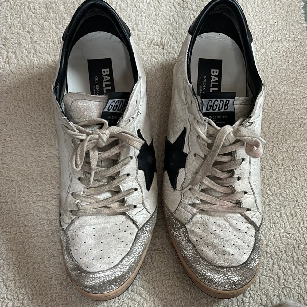 Golden Goose Men's White and Black Sneakers - Picture 5 of 7